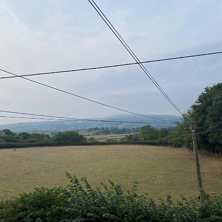 Quarryman'S Holiday Let Llysfaen 外观 照片